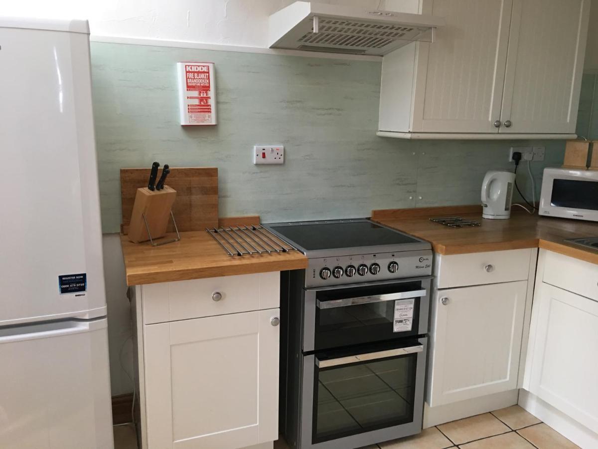 Upper Grippath Farm Holiday Cottages 纽波特 外观 照片